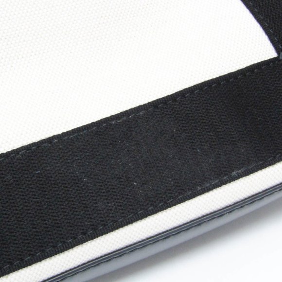 BALENCIAGA Black Leather Shoulder Bag - Picture 6 of 13